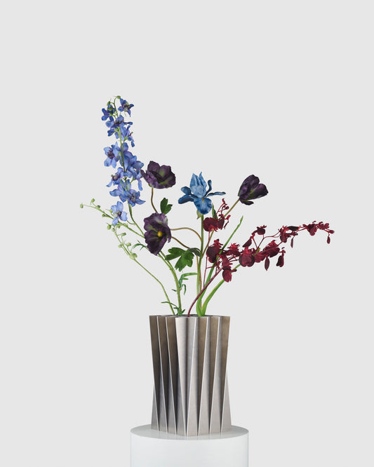 Flowerism Studio x Victor Ipsen Studio - Aluminium