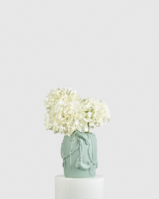 WHITE HYDRANGEA BUNDLE