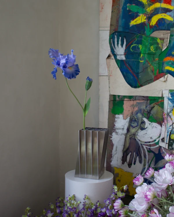 Alice Iris - Image 2
